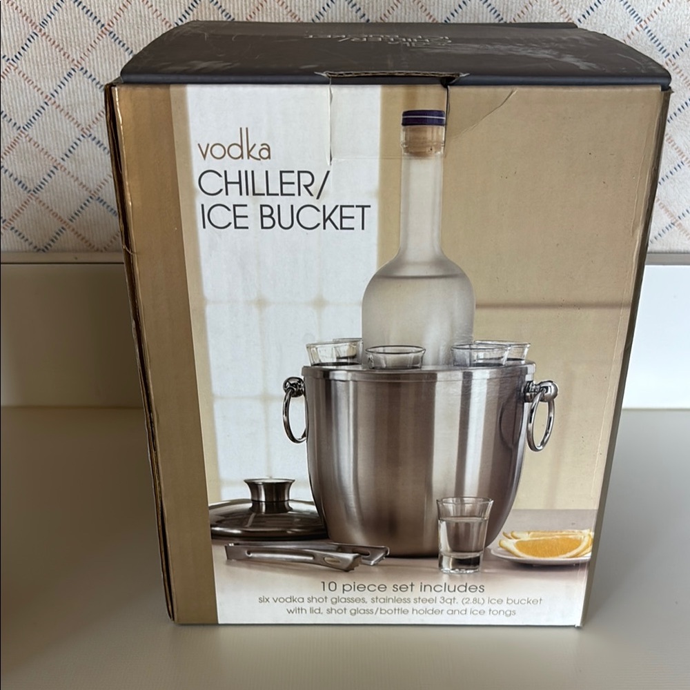 Bed Bath & Beyond Silver Kitchen Tools Set
